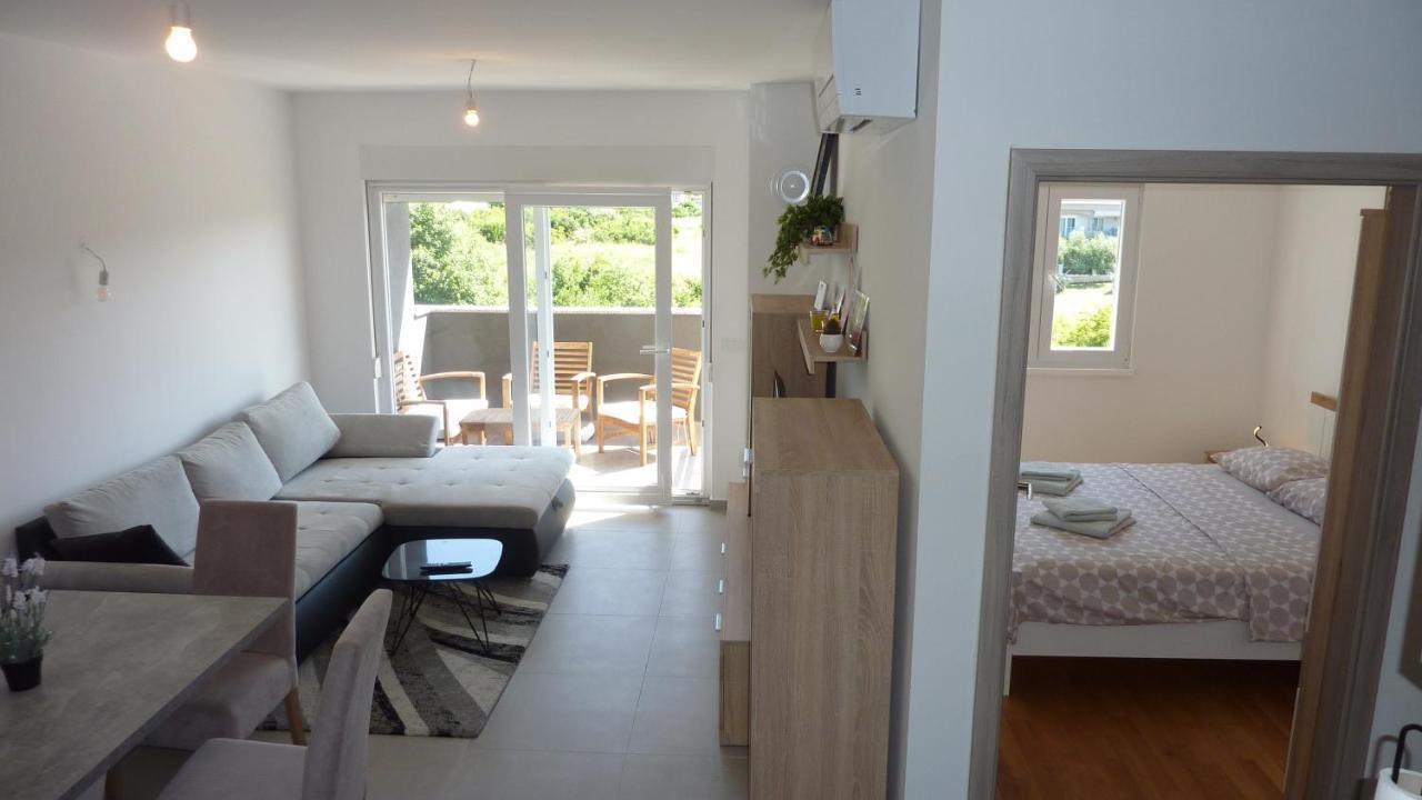 Apartment Jere With Private Parking Zadar Exterior foto
